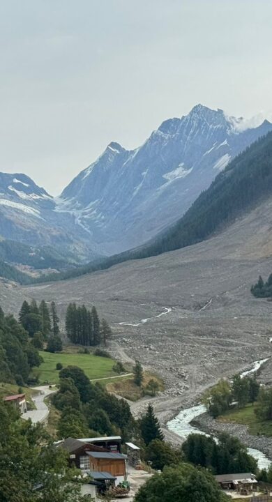 9e0cc9fe-e833-4021-bf83-d4638884bc5d